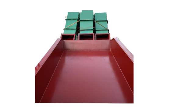 感謝王經(jīng)理的信任選擇我廠(chǎng)的電磁振動(dòng)給料機(jī) 現(xiàn)已裝車(chē)完畢，即將發(fā)貨 ，請(qǐng)注意查收